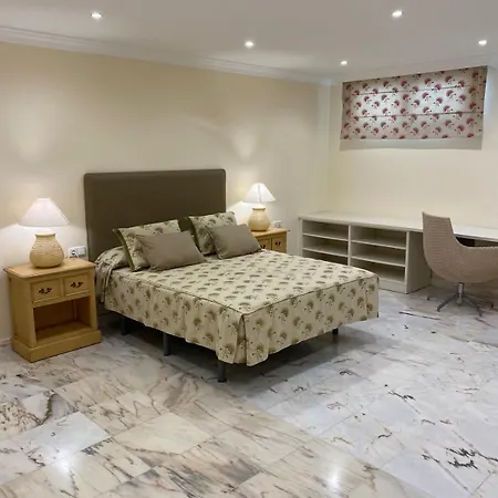 Torreblanca 푸엔히롤라