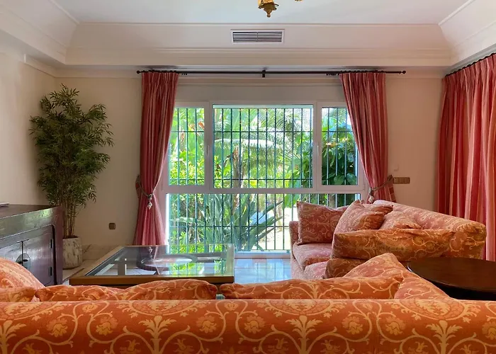 Torreblanca * 丰希罗拉